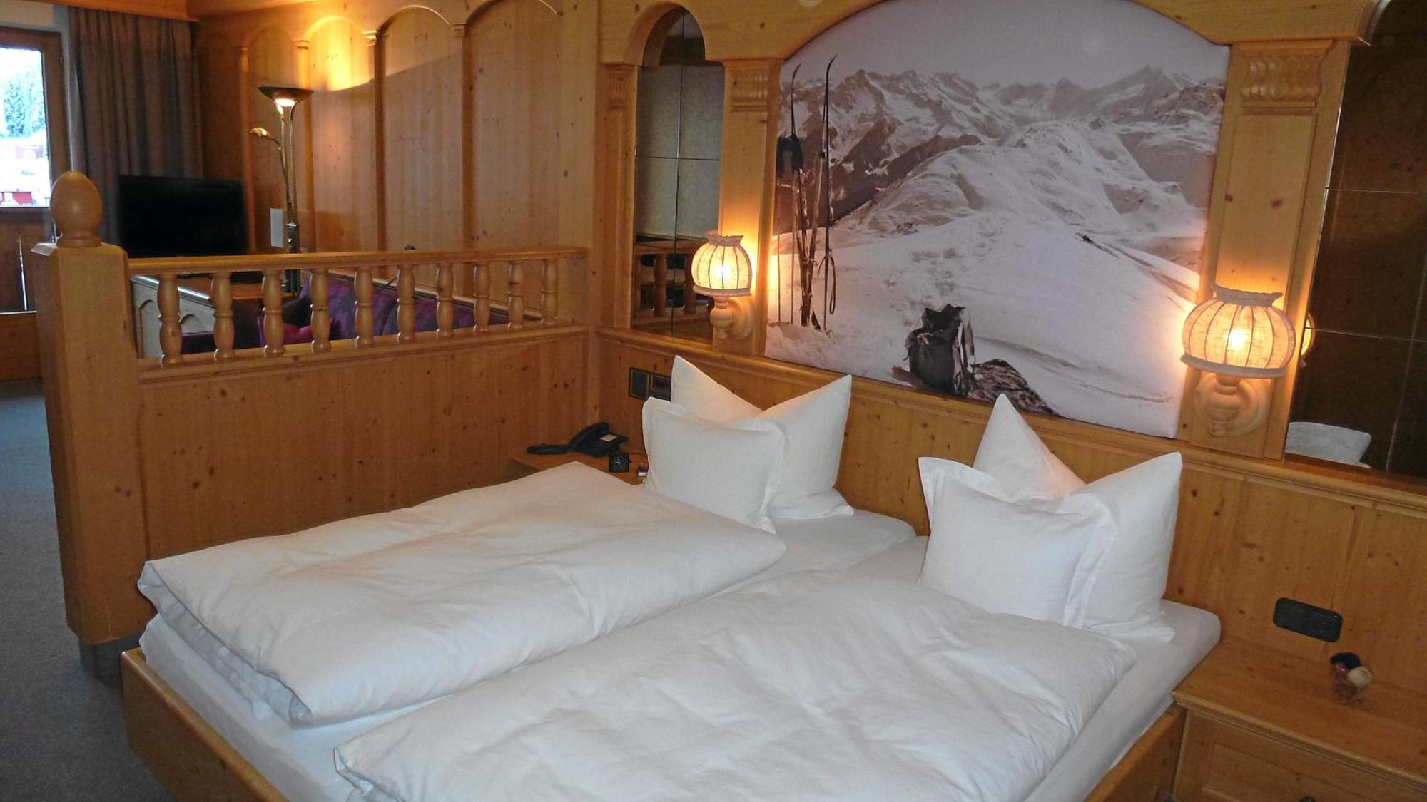 Hotel Almhof Hochfugen Room photo
